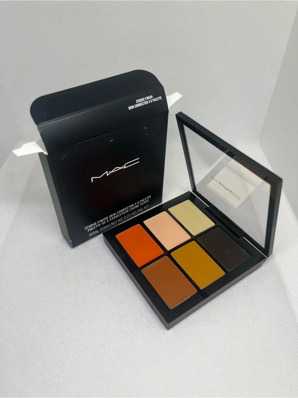 New MAC STUDIO FINISH SKIN CORRECTOR X 6 PALETTE